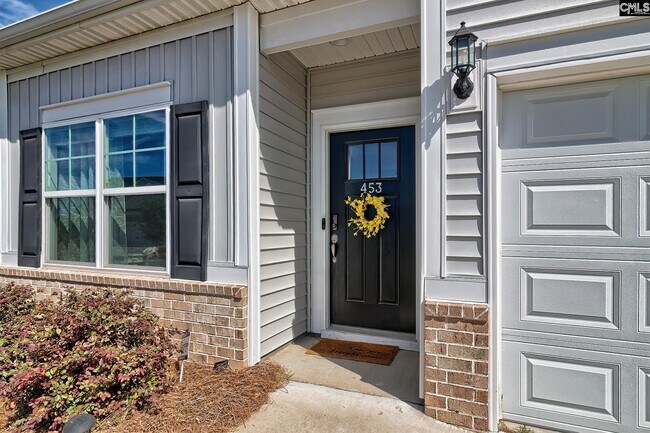 Foto del edificio - 453 Durwin Wy