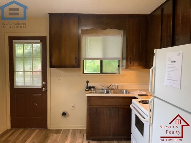 Foto del edificio - 1702 Olive St