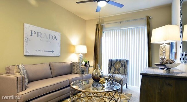 Foto del edificio - 512 E Slaughter Ln