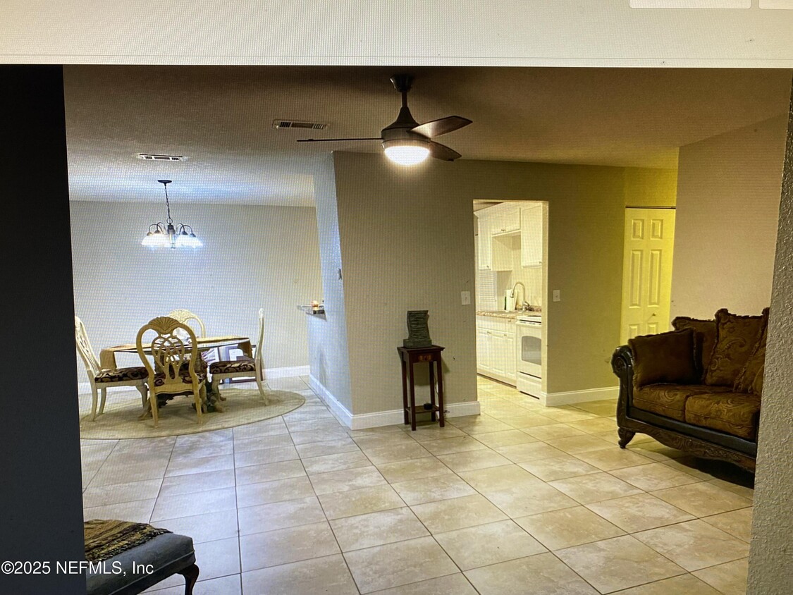 Foto del edificio - 3923 Harbor View Dr