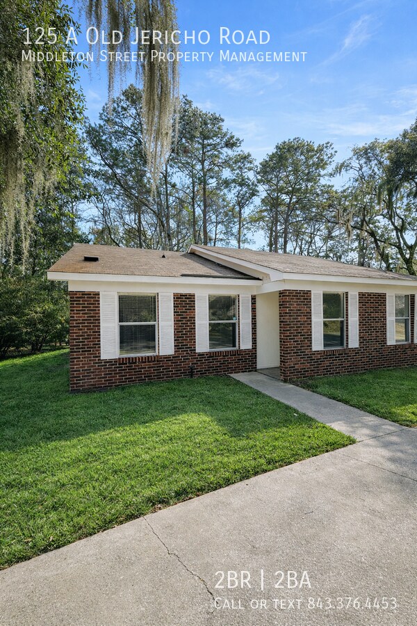 Building Photo - 125 Old Jericho Rd