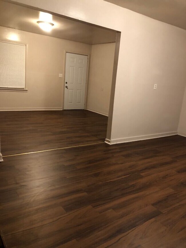 Foto del edificio - COMING SOON!!