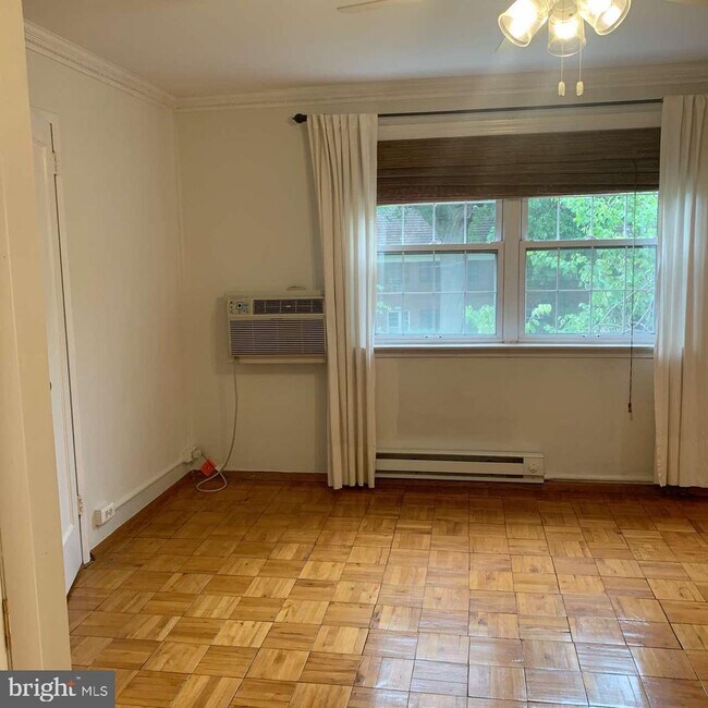 Foto del edificio - 3432 Martha Custis Dr