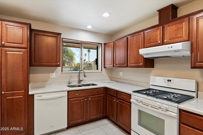 Building Photo - 9901 W Bright Angel Cir