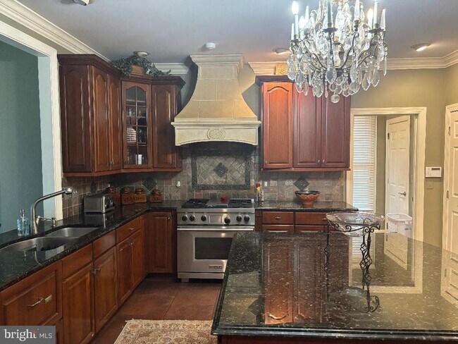 Building Photo - 1066 Northfalls Ct