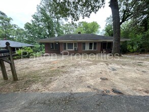 Building Photo - 1800-1-1800 1/2 Cherry Laurel Dr