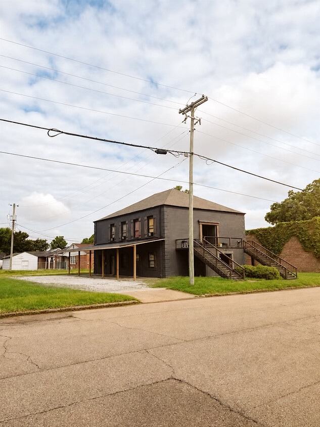 Photo - 110 S 21st St