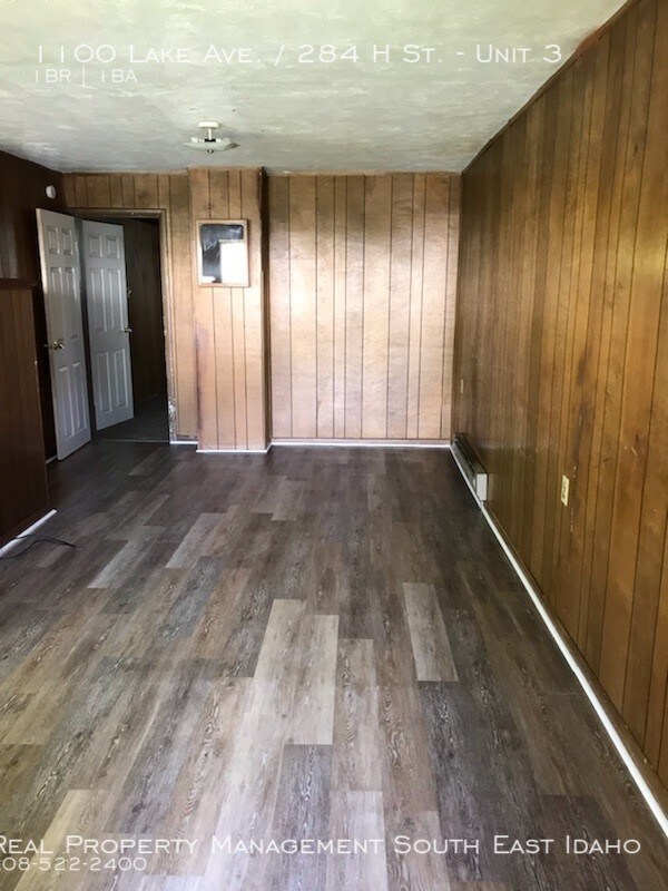 Building Photo - 1 Bedroom 1 Bathroom Apartment Available Now!