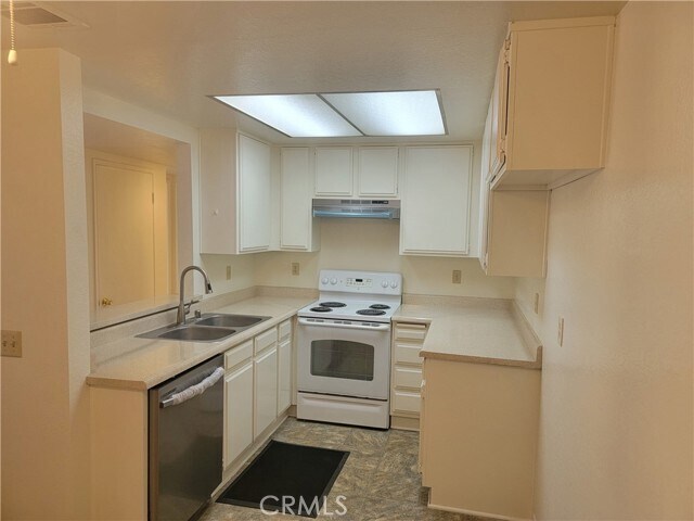 Foto del edificio - 435 W 9th St