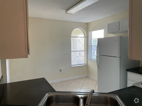 Building Photo - 3211 Sabal Palms Ct
