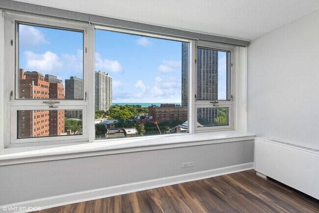 Foto del edificio - 2728 N Hampden Ct