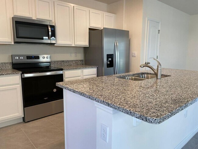 Foto del edificio - 12071 Holystone St