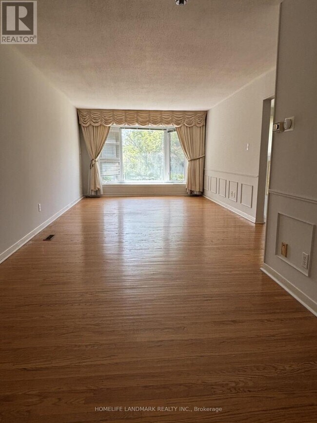 Building Photo - 212 Krieghoff Ave