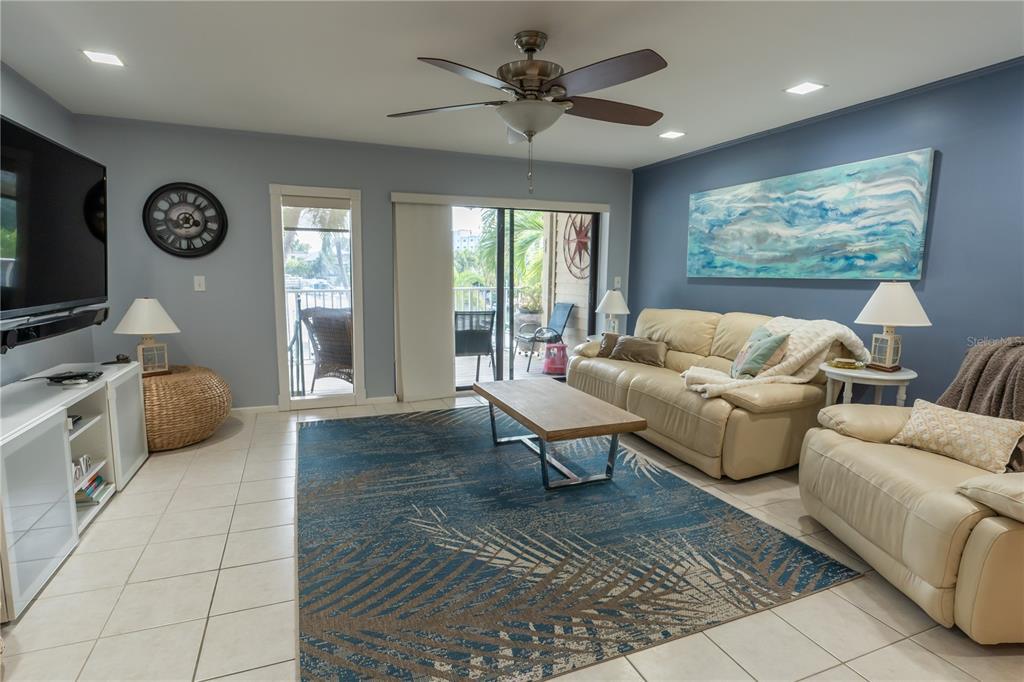 215 85th Ave, Treasure Island, FL 33706 Townhome Rentals in Treasure