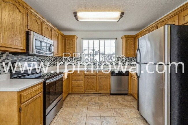 Foto del edificio - 9315 Kingman Dr