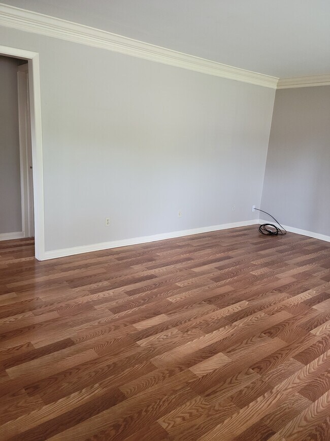Sala de estar - 214 Moncrief St