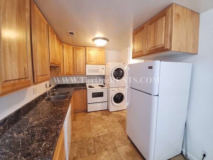 Primary Photo - 457 E 5600 S