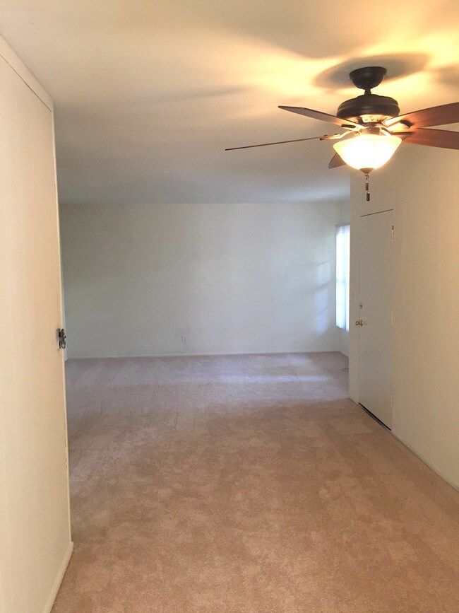 Building Photo - 4265 Coldwater Canyon Ave