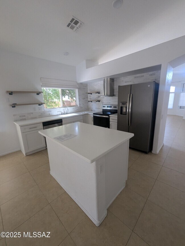 Foto del edificio - 12122 N Sterling Ave