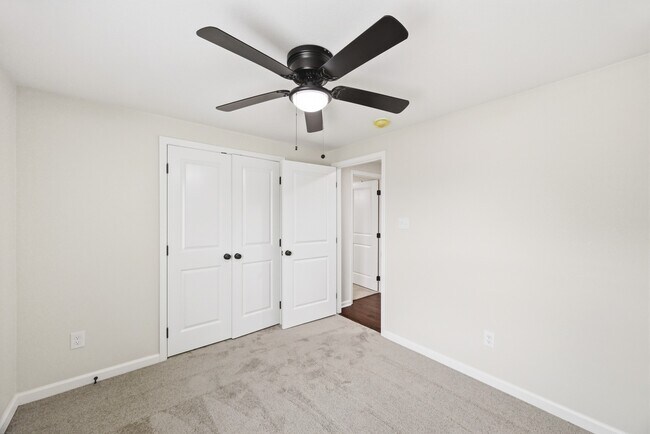 Building Photo - 7946 Fowlie St