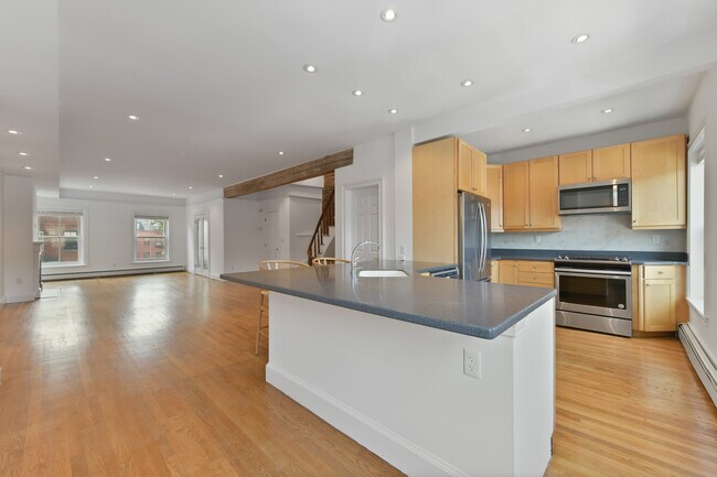 Foto del edificio - 71 Rutland St