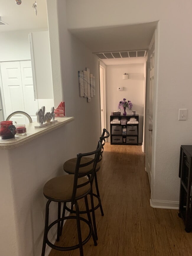 Building Photo - First Floor One Bedroom Plantation Point C...