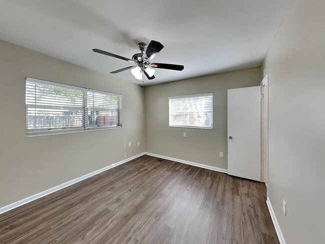 Foto del edificio - 10312 SW 156th St