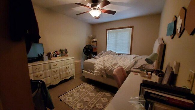 Foto del edificio - 524 9th St N