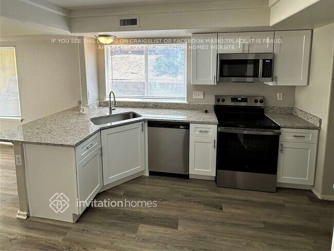 Building Photo - 21166 E 40th Pl