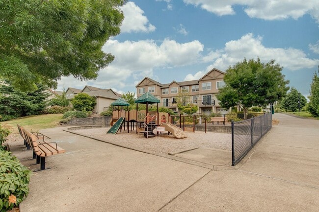 Building Photo - Timberland Falls Condo - 2bd, 2ba, 1011 sq...