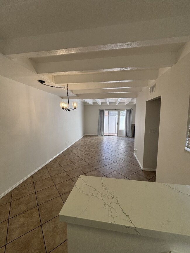 Building Photo - MOVE IN READY Updated La Habra condo