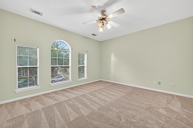 Building Photo - 13011 Mossy Ridge Cove