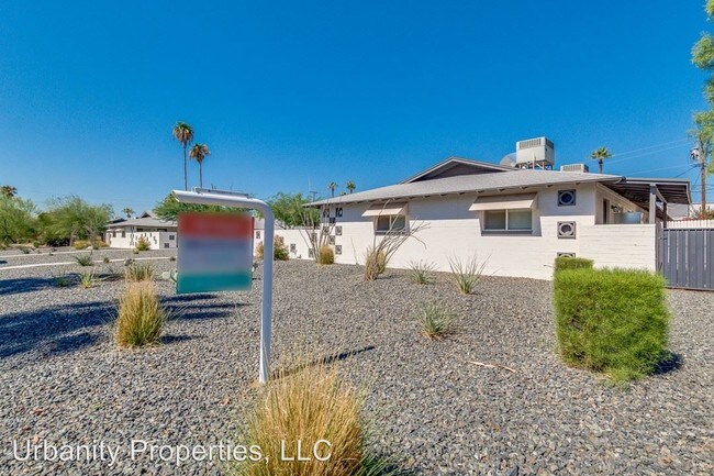 Building Photo - 3526 E Montecito Ave