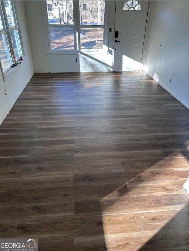 Foto del edificio - 15 Dixie Dr