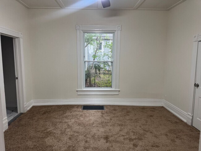 Foto del edificio - 2522 Olive St