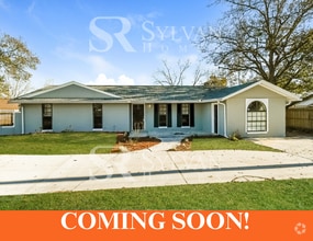 Building Photo - 1465 Gifford Ave