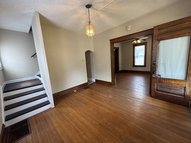 Building Photo - Old Time Rock & Roll — 4 Bedroom Home with Classic Character