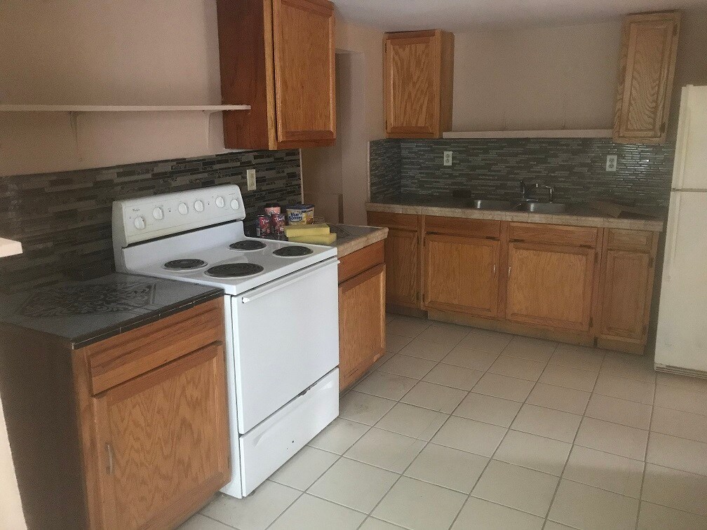 126 Hillcrest St Unit 126, Clinton, TN 37716 Apartments in Clinton