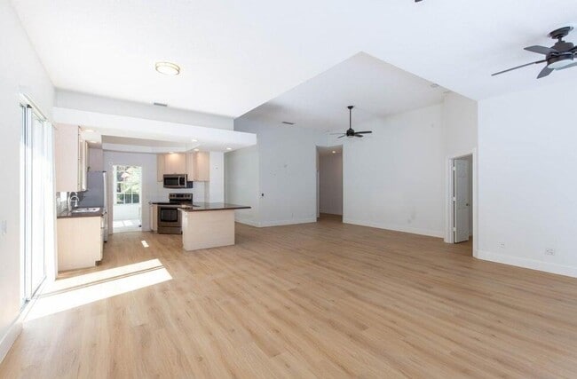 Foto del edificio - 179 E Tall Oaks Cir
