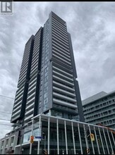 Building Photo - 225 Sumach St