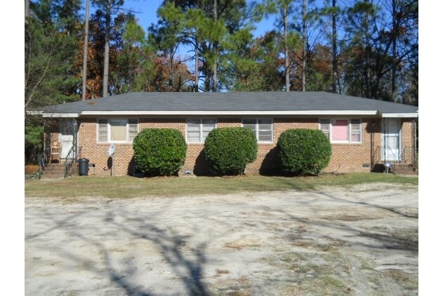 Building Photo - 967-981 Domain St