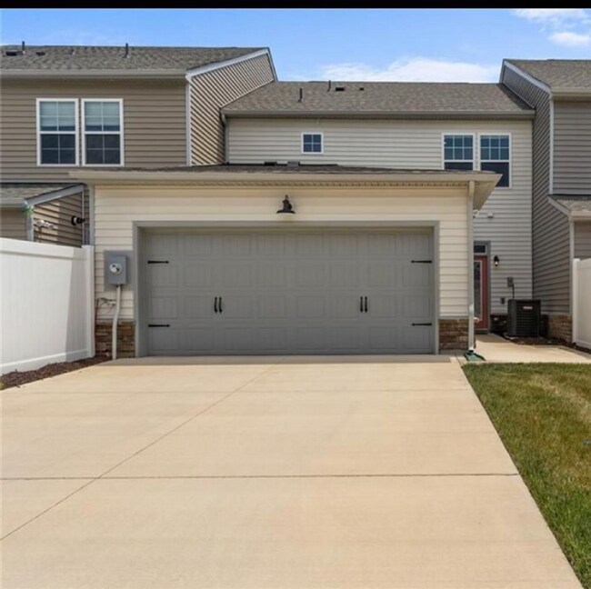 Foto del edificio - 4002 Carrie Mill Xing