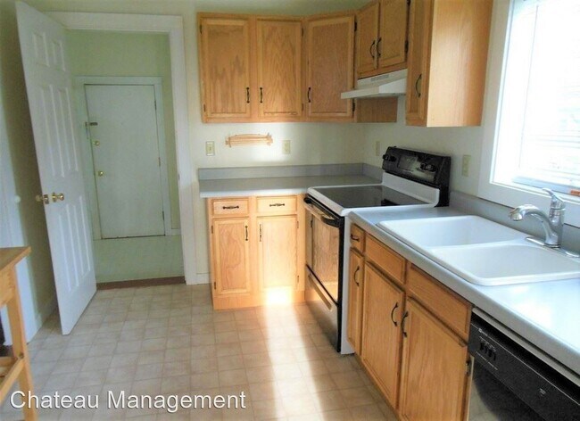 Building Photo - 3 br, 2 bath House - 706 NW 2nd St.