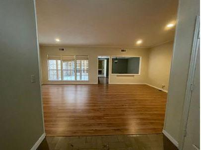 Building Photo - 7015 Regalview Cir