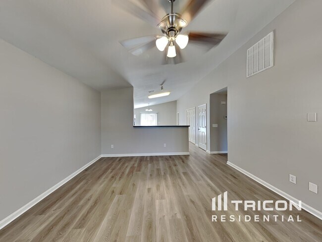 Building Photo - 105 Spring Frost Drive Lexington SC