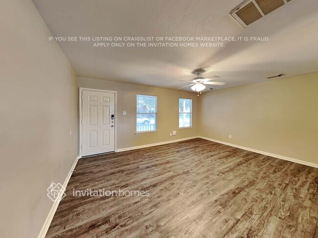 Foto del edificio - 17330 Wigeon Way Dr