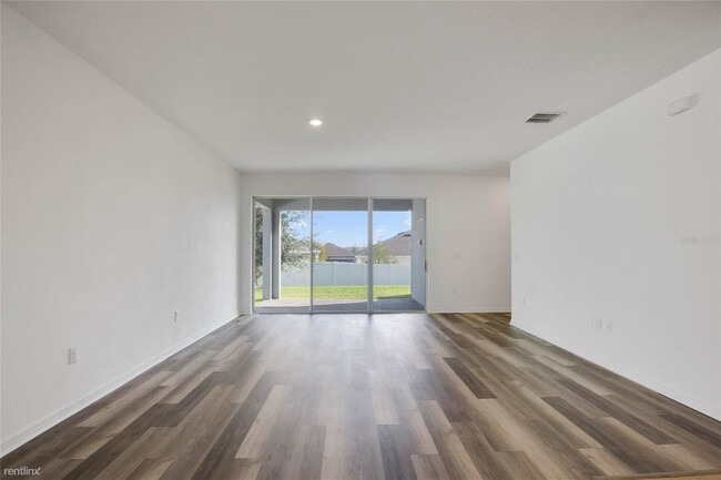 Foto del edificio - 4 br, 2 bath House - 291 Sparrow Hawk Dr