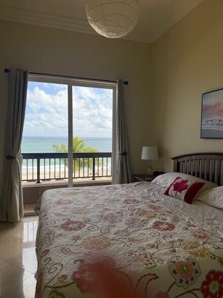 Building Photo - 4444 El Mar Dr