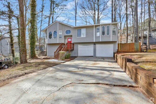 Building Photo - 725 Pepperwood Ln