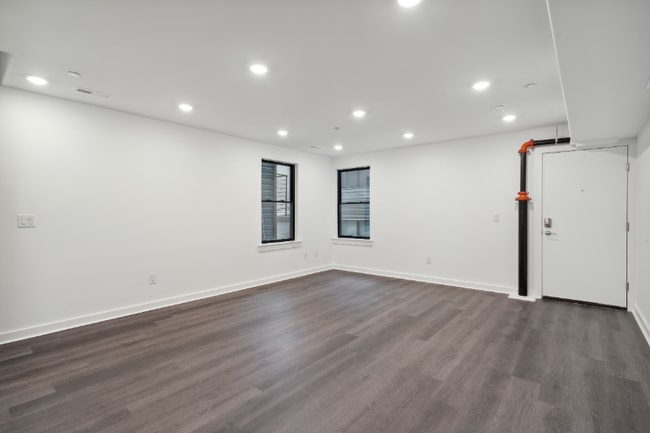 Building Photo - 4021 Haverford Ave